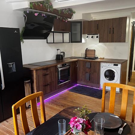 Appartement Moderne Et Chaleureux Бриансон Экстерьер фото